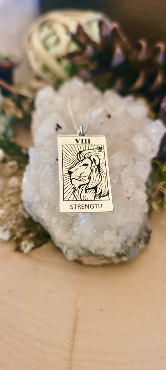 Tarot Necklace Collection - Strength