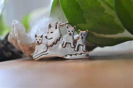 Mama and wolf pack necklace