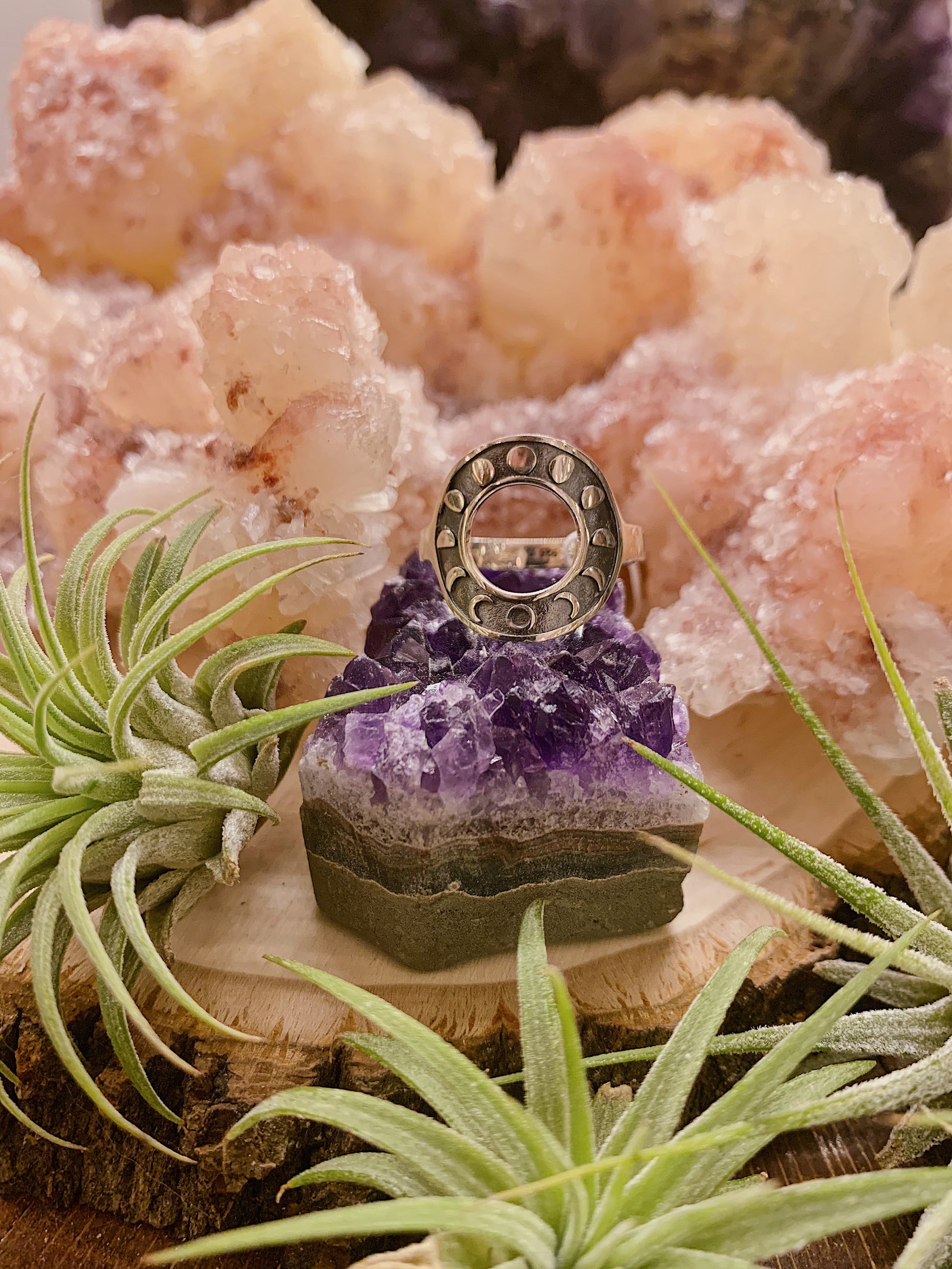 Circle Moon Phases Ring